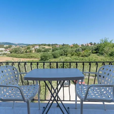 Ammousa ליקסורי